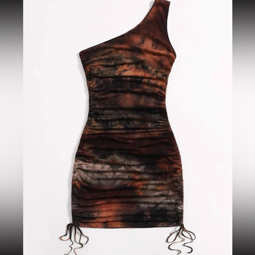 - One Shoulder Drawstring
Tie Dye Dress